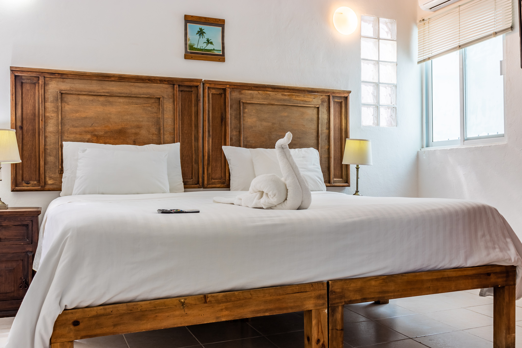Studio, King Bed