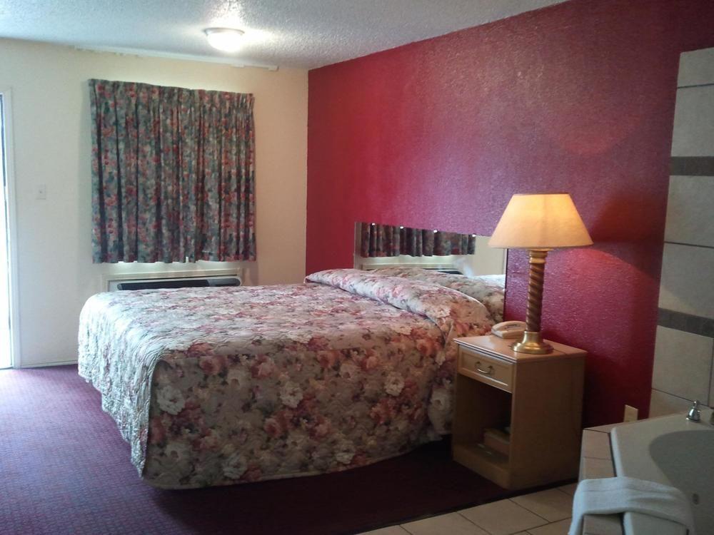 Motel6 Dallas, TX 37/59