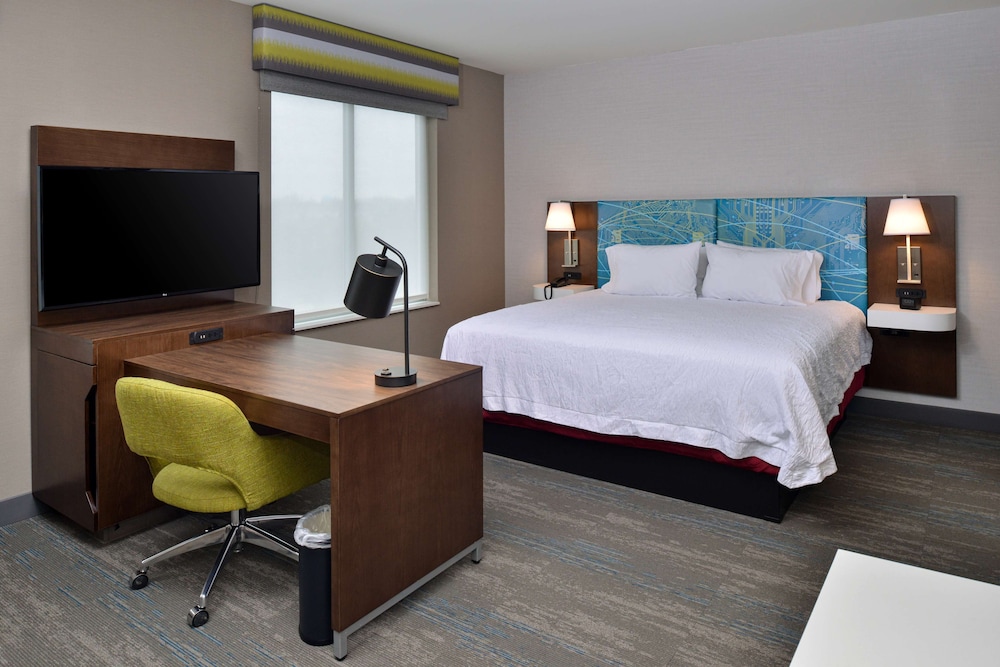 Hampton Inn Suites Adrian Mi 24/52