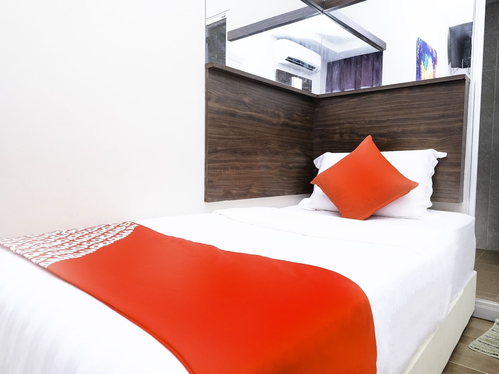 Oyo 768 Fajar Baru Boutique Hotel 23/39