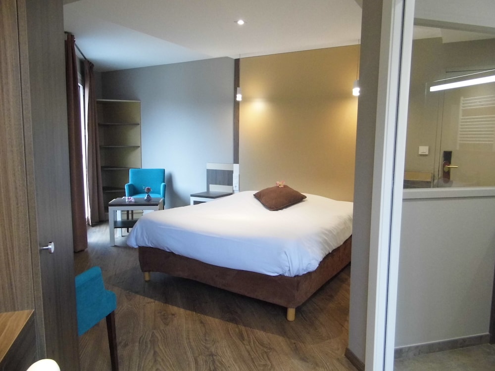 Hotel Les Bergeronnettes 15/60