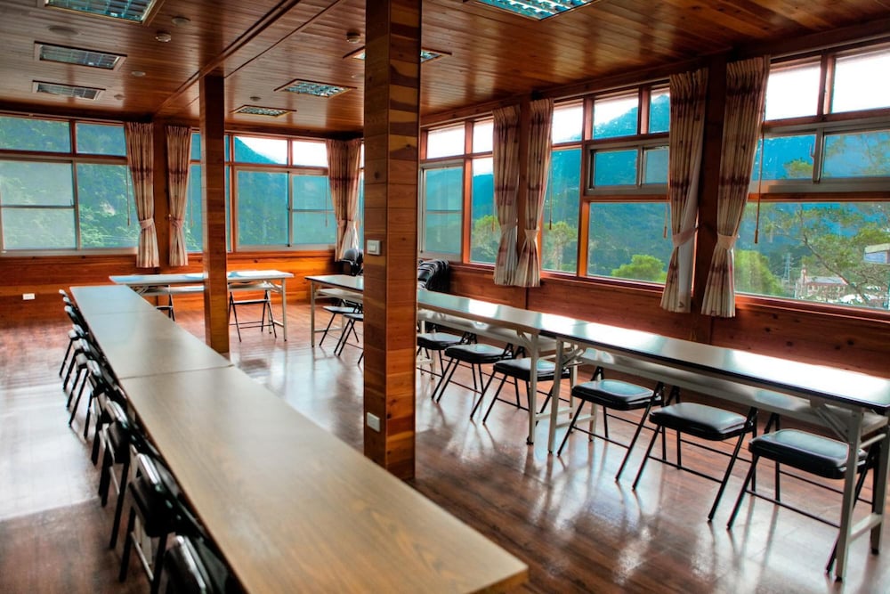 Wulai Sunglyu Spring Resort 21/30