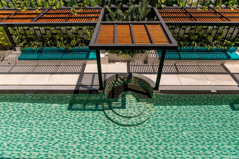 Outrigger Surin Beach Resort 43/74