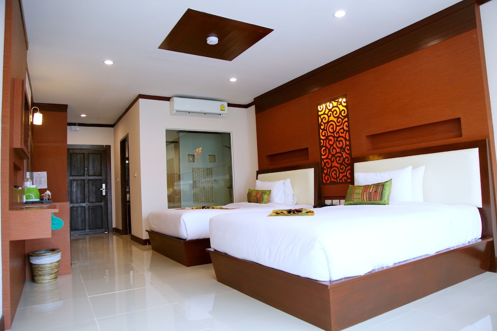 Chivatara Resort And Bangtao Beach Resort Phuket 9/66