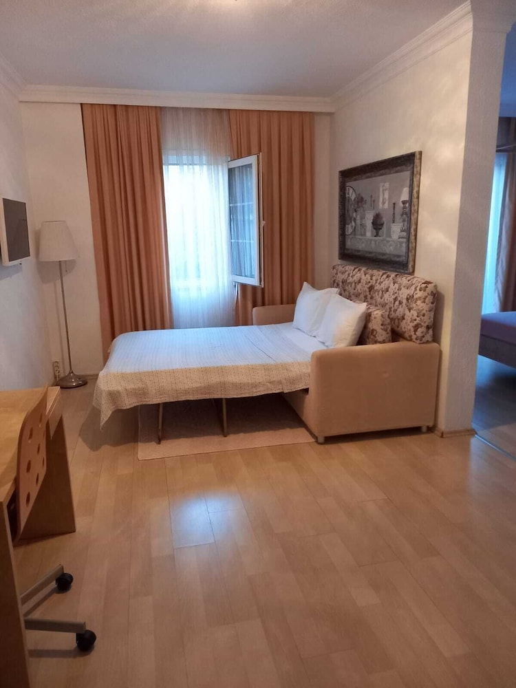 Berg Hotel 15/50