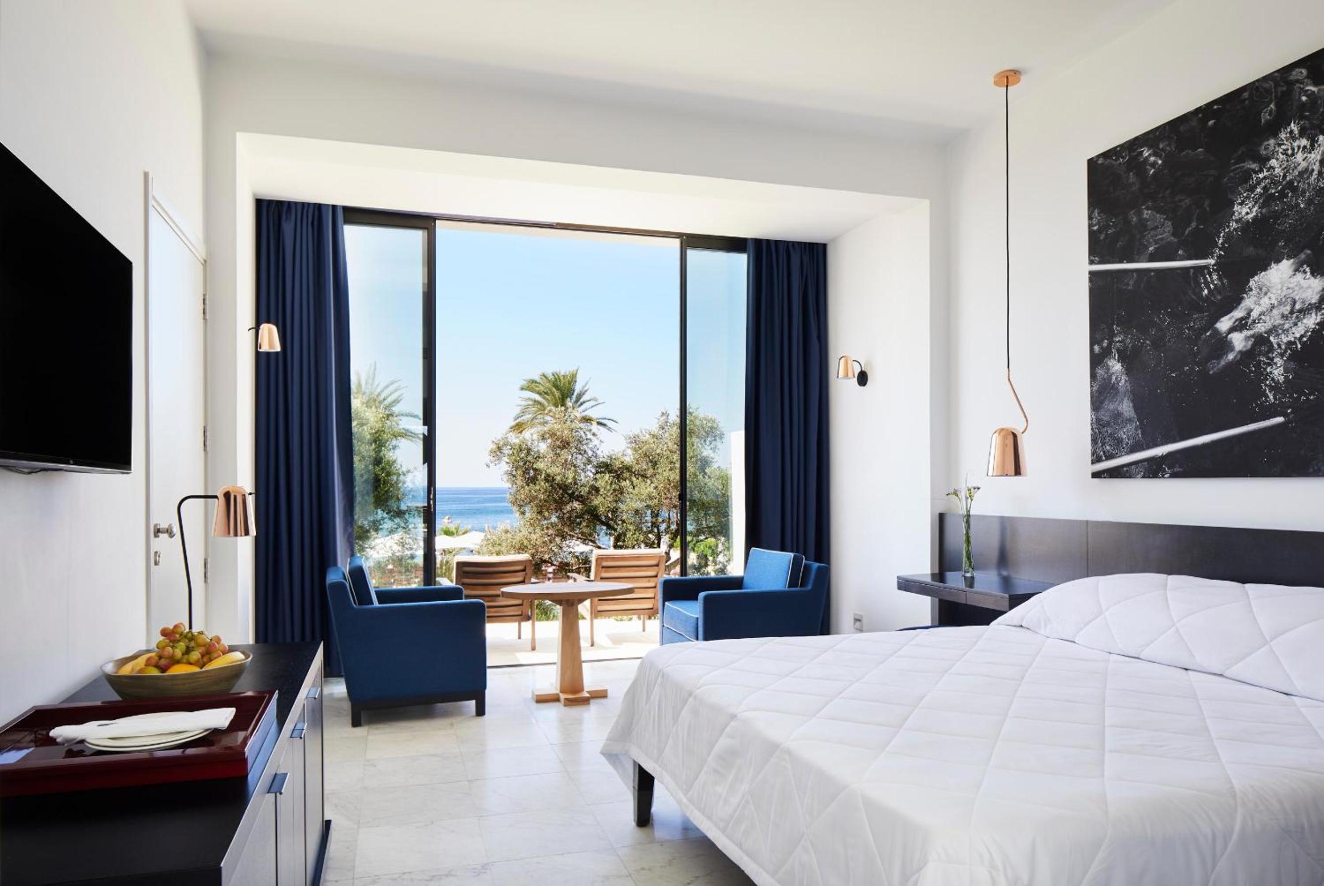 Connecting, Sea View, Terrace