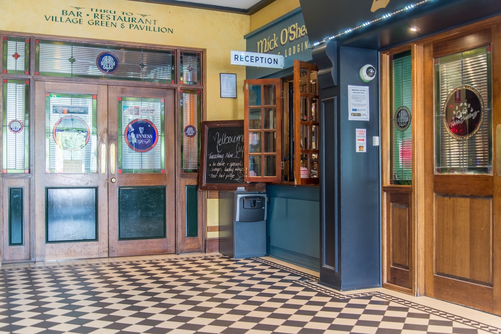Mick O Sheas Hotel 4/50