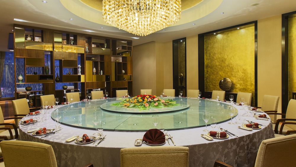 Holiday Inn Taicang City Centre 24/57