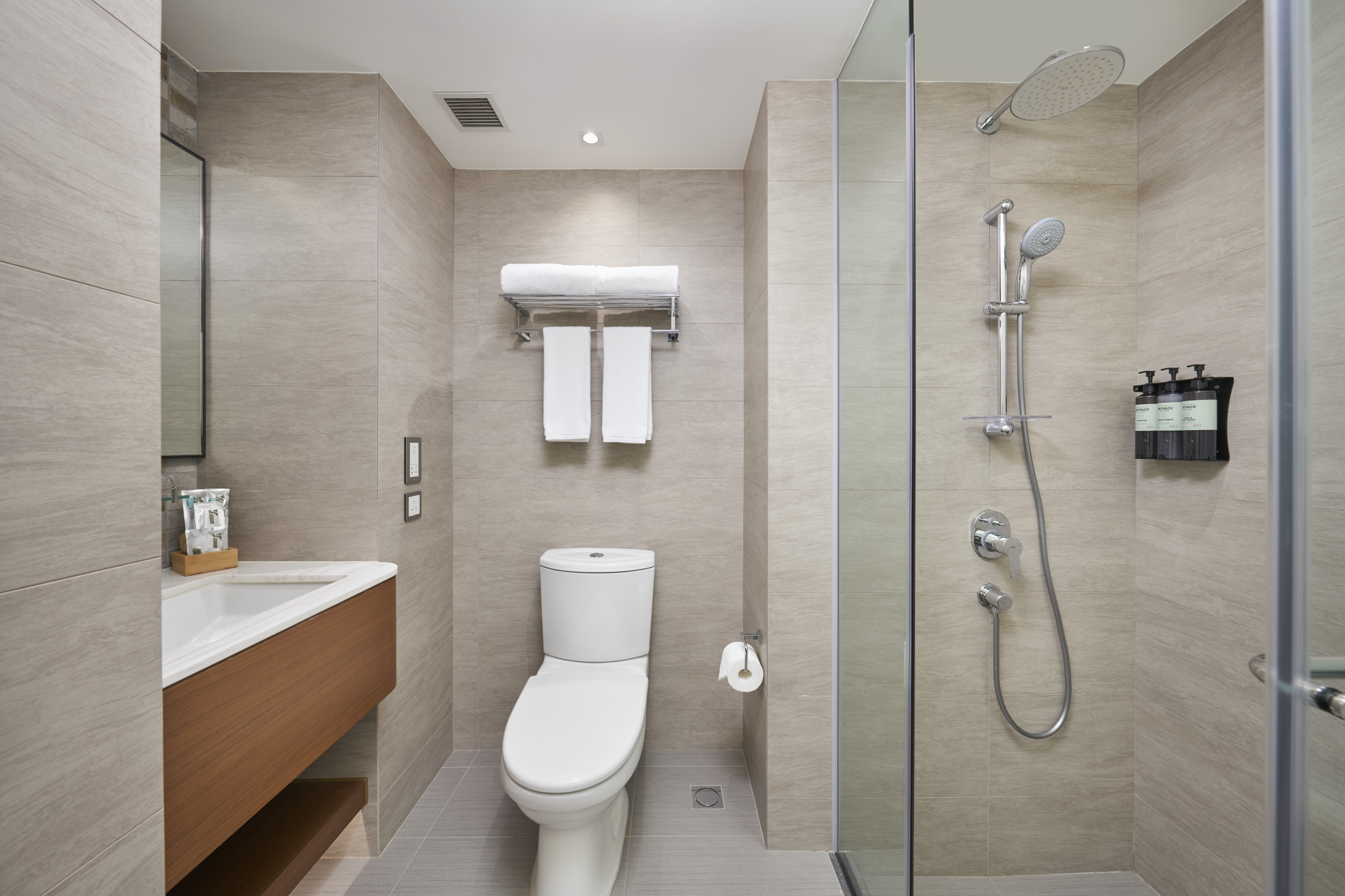 Y Hotel Hong Kong 53/56