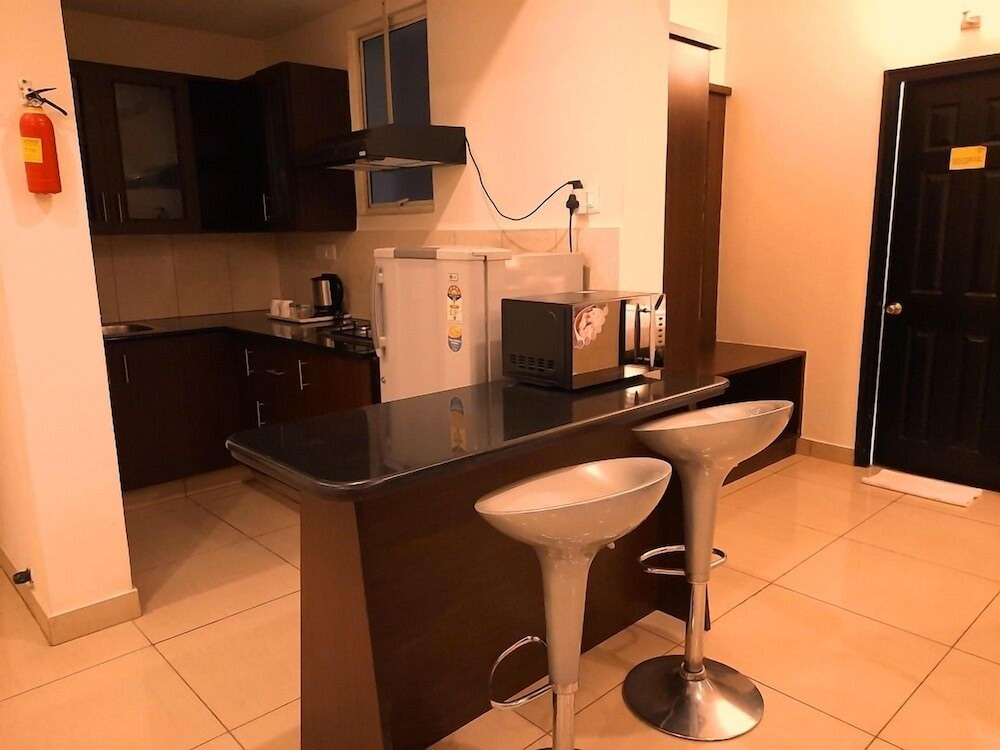 NAGARJUNA SUITES 32/43