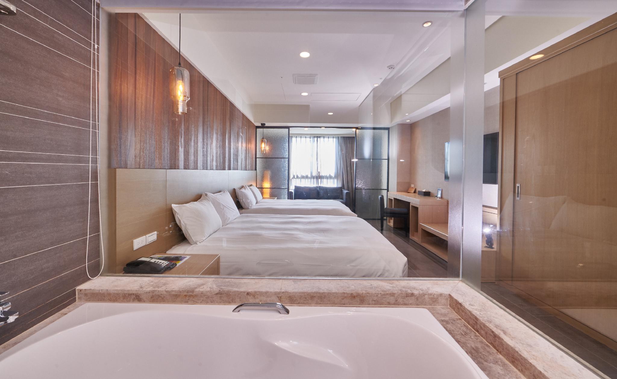 Crystal, Suite, Twin Beds