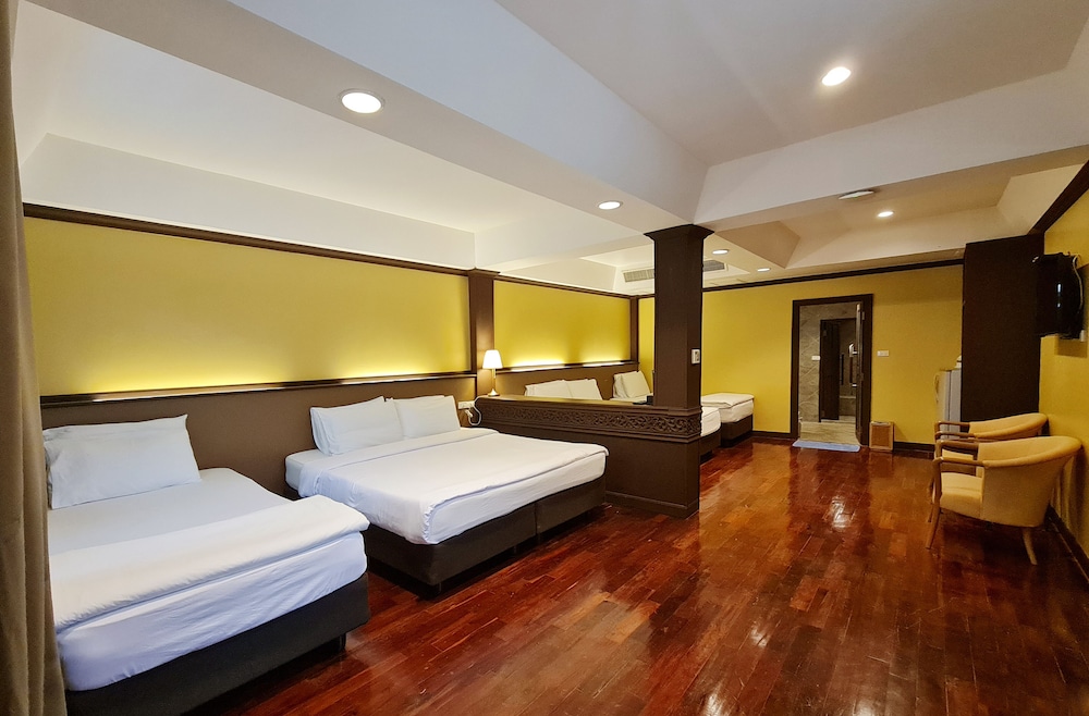 Family, Studio, 2 Double and Twin Beds