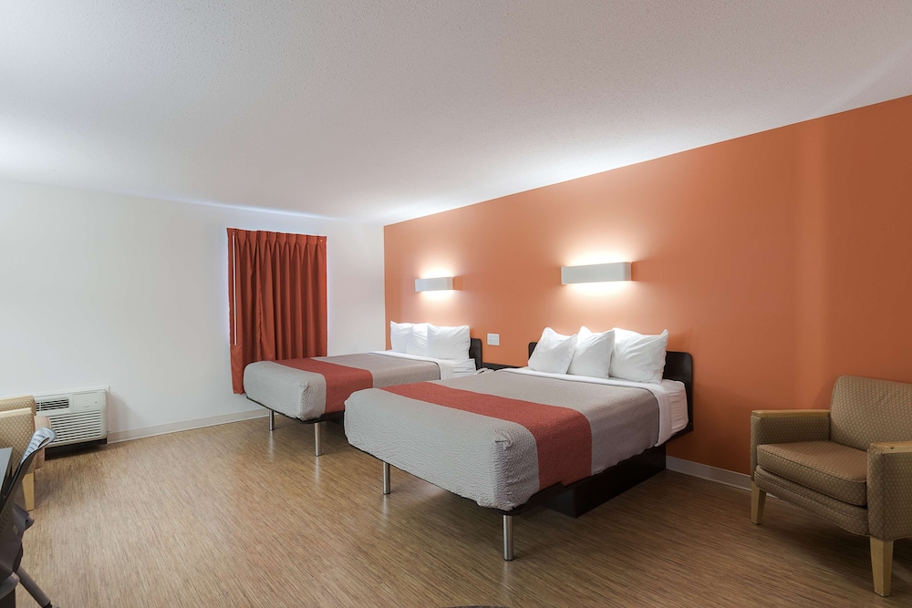 Motel6 Brandon, MB 25/46