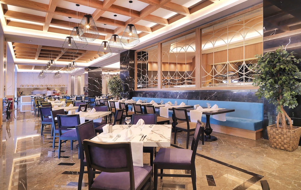 Imperial Turkiz Resort Hotel 47/50