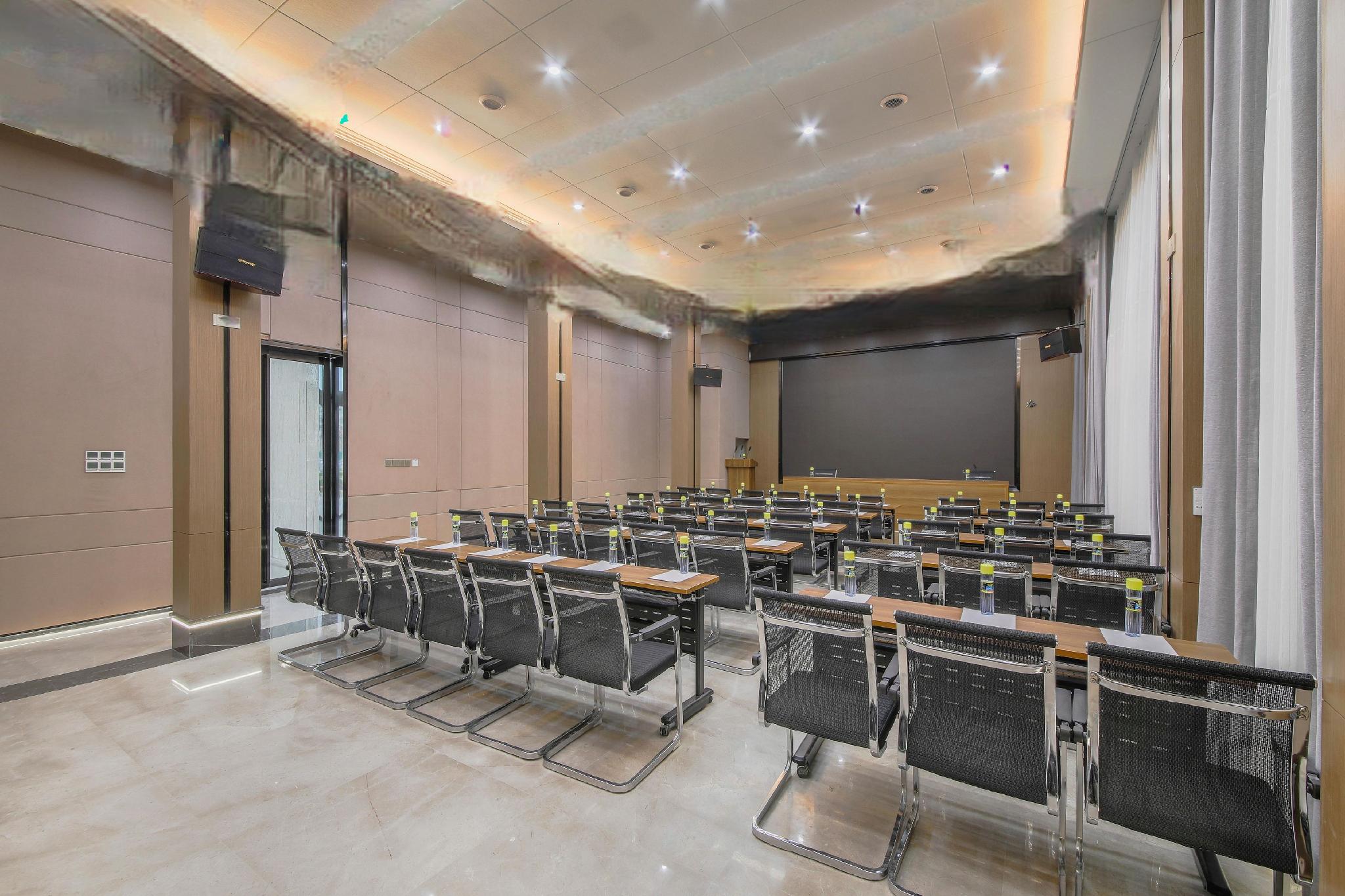 Li Feng Hotel (Wuhan Jinyinhu store) 38/49