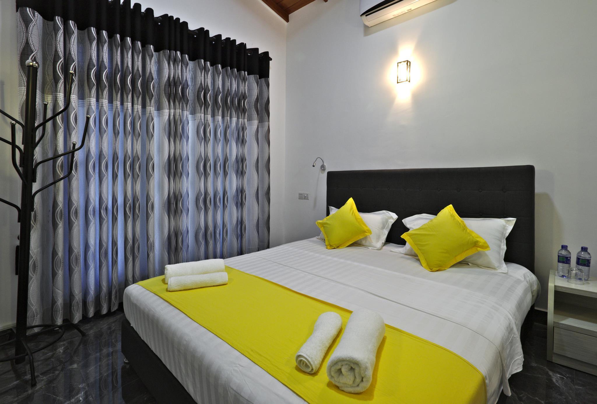 Kandyan Bluestar Villa 9/18