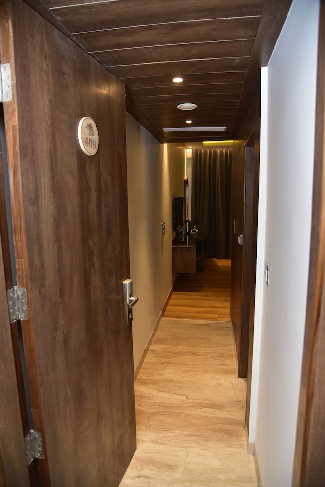 The Cedar Grand Hotel And Spa 25/32