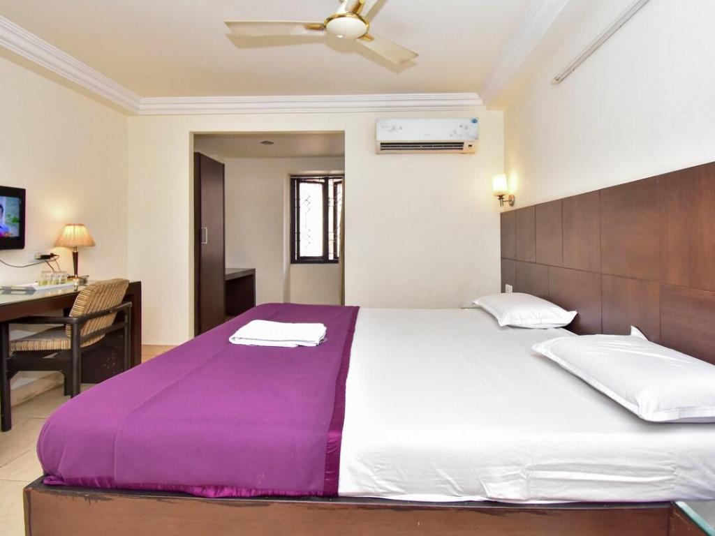 Hotel Aditya Palace 11/47