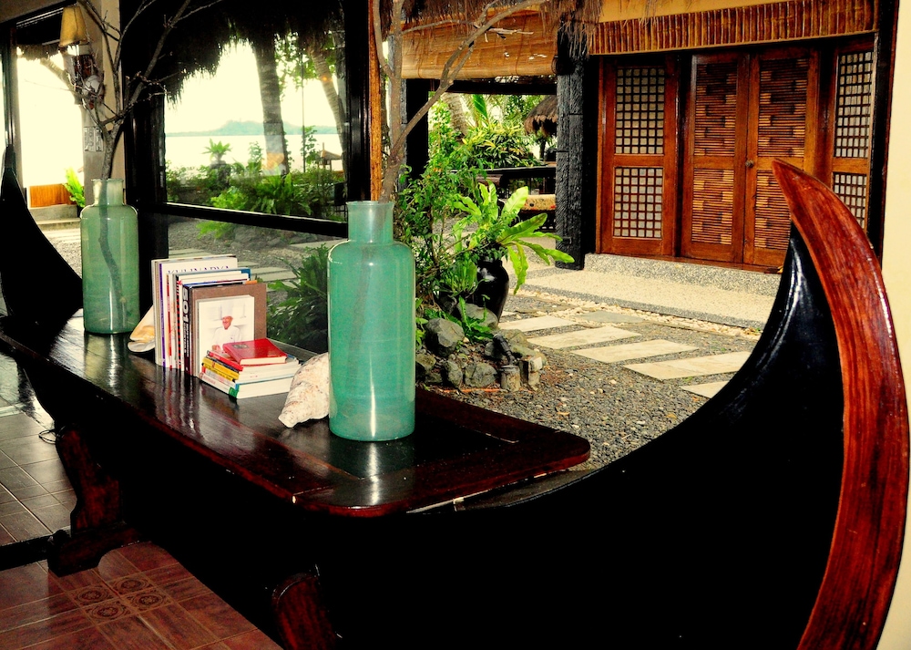 Nabulao Beach And Dive Resort 70/70