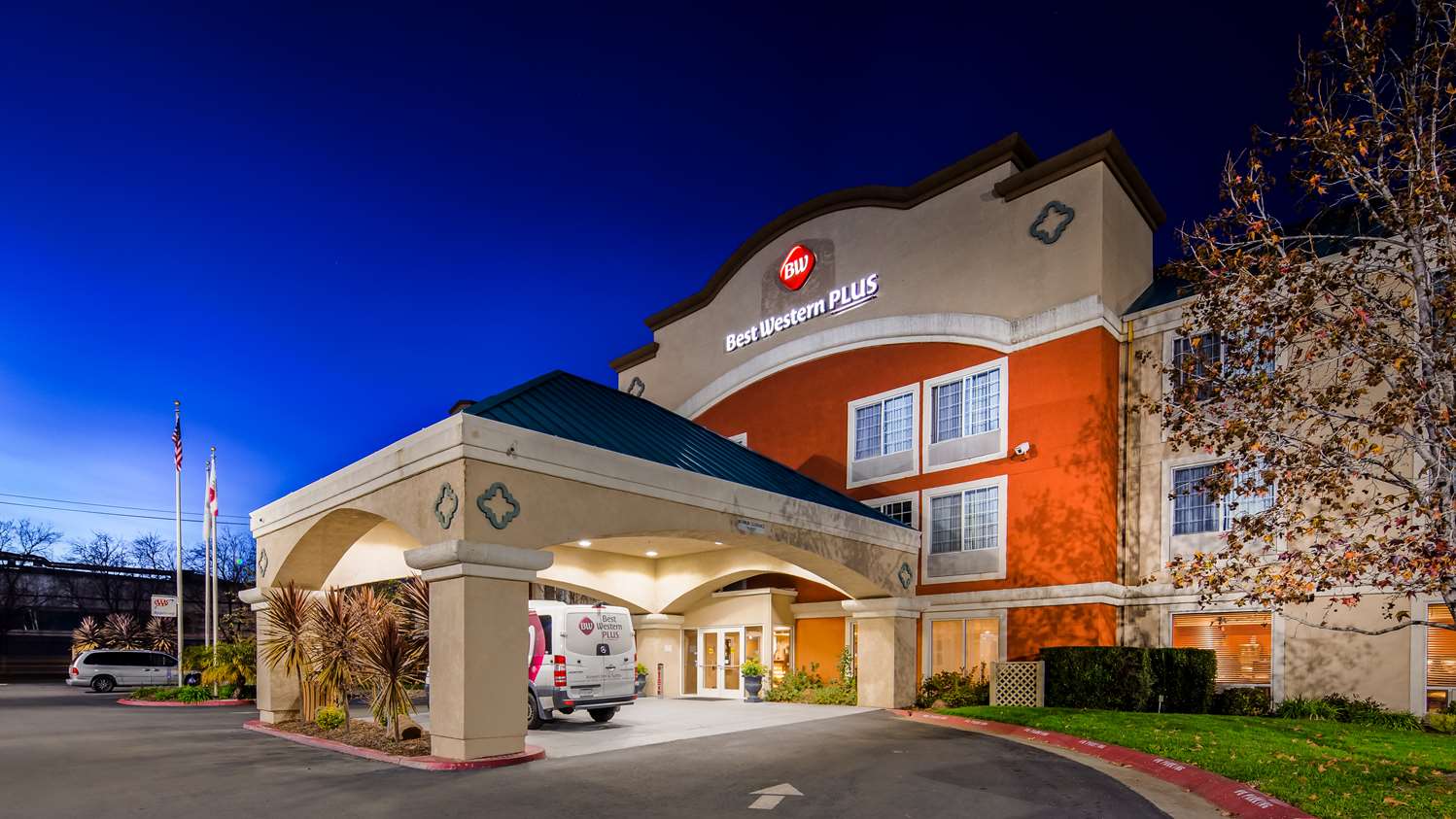 Airport Inn and Suites 26/28