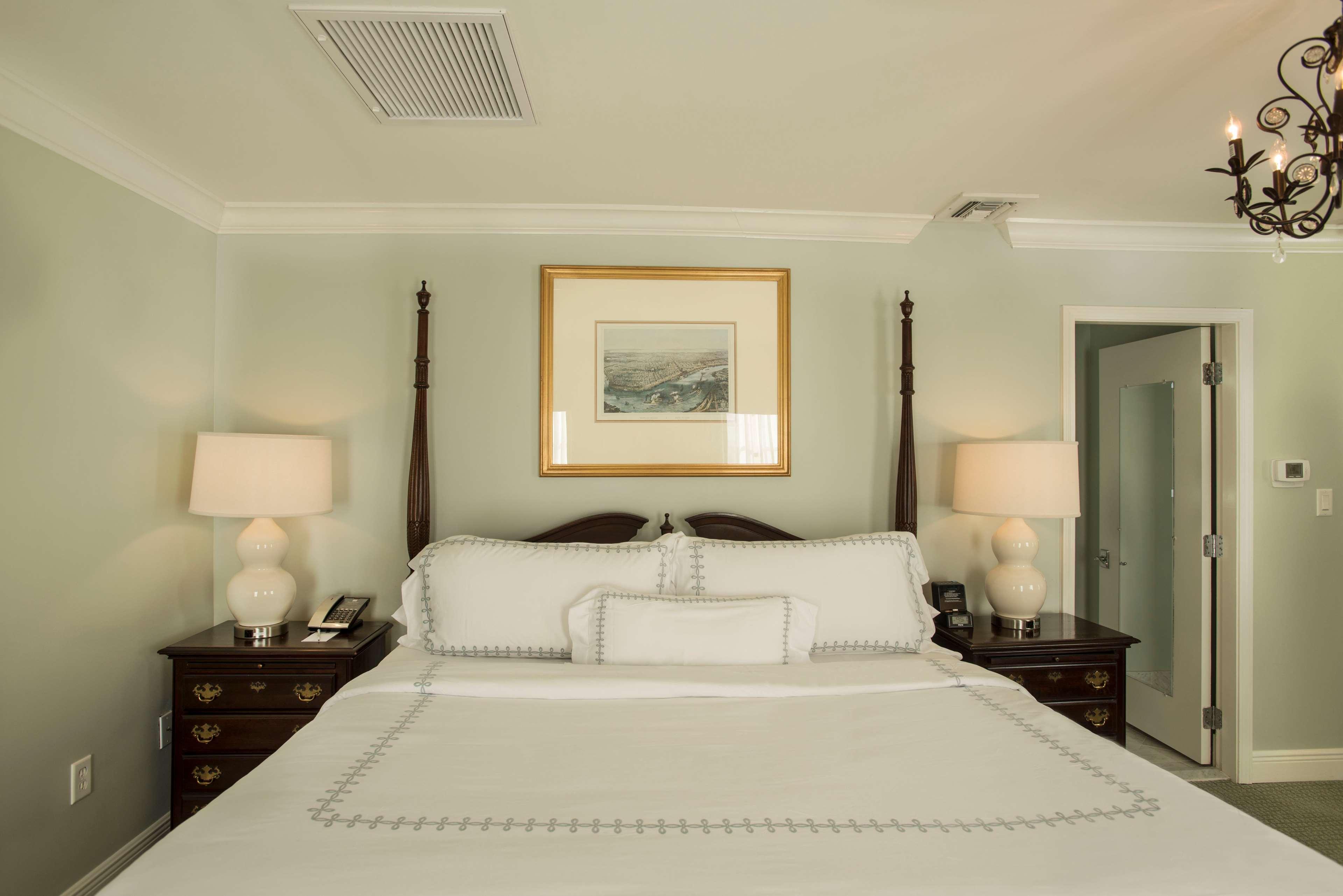 French Quarter, Suite