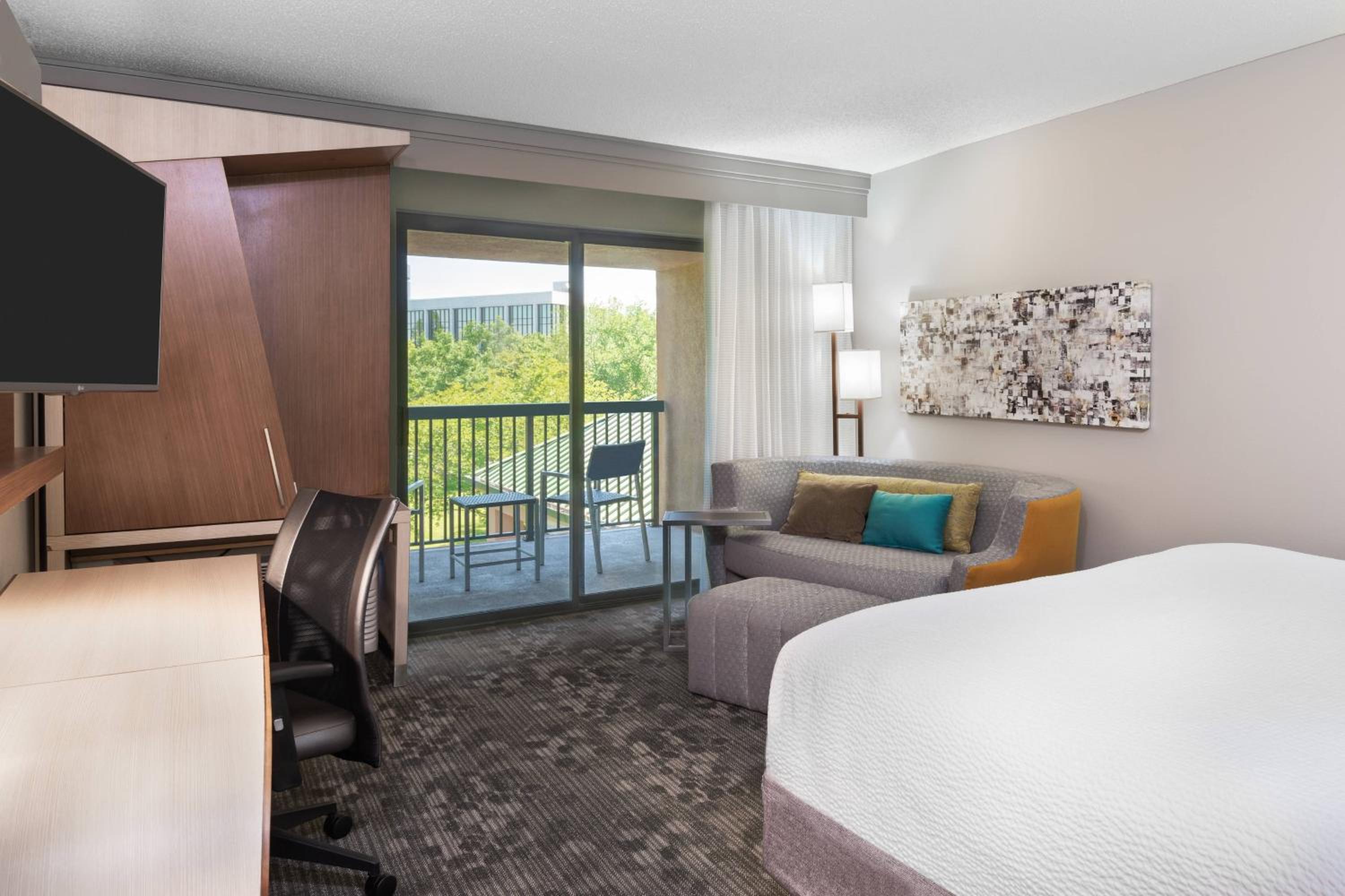 Room at Courtyard by Marriott Lafayette Airport, LAFAYETTE - LA