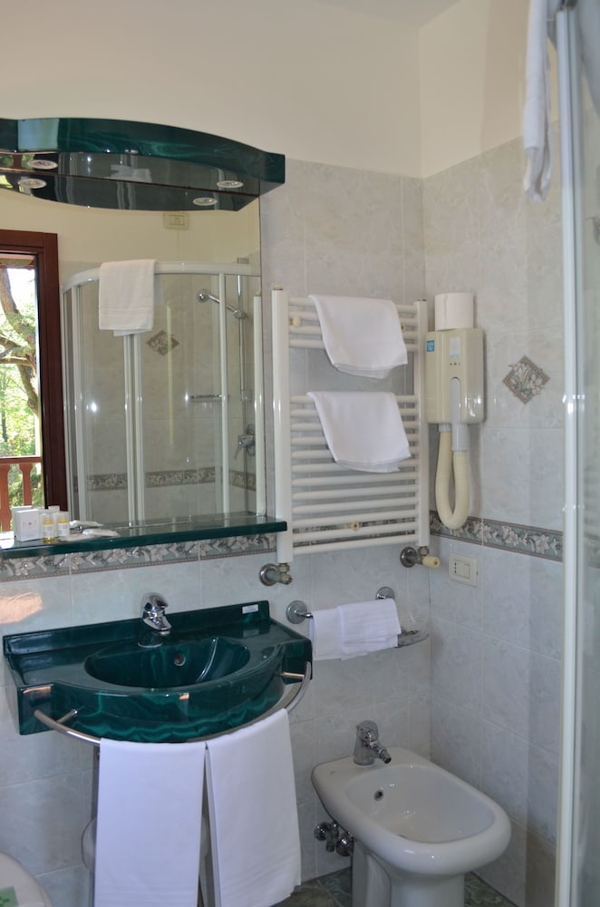 Hotel Villa Cipro 25/62