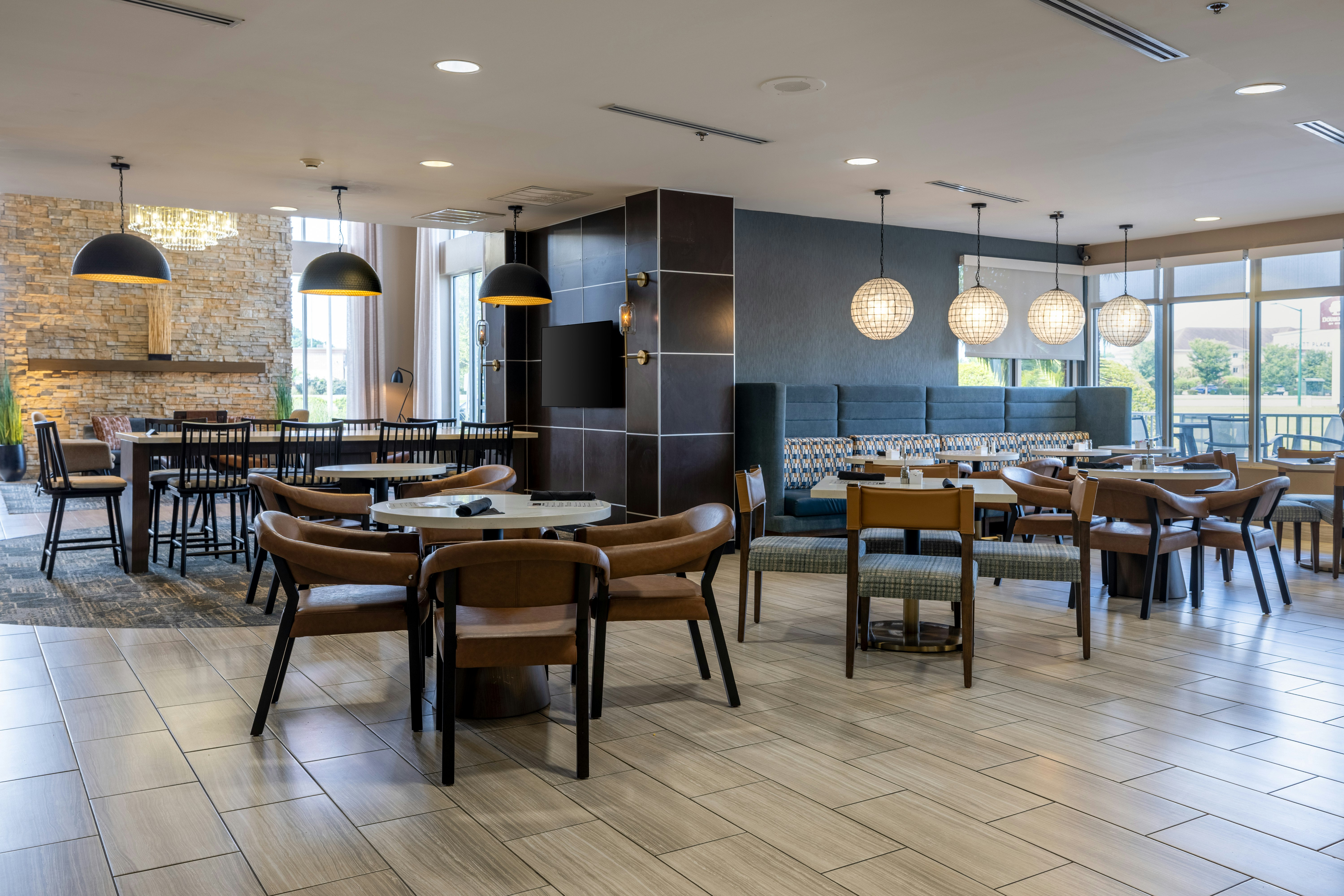 DoubleTree by Hilton Hotel Savannah Airport 56/68