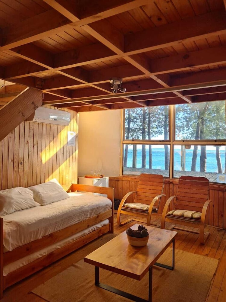 Magma Lodge Pucon 2/22
