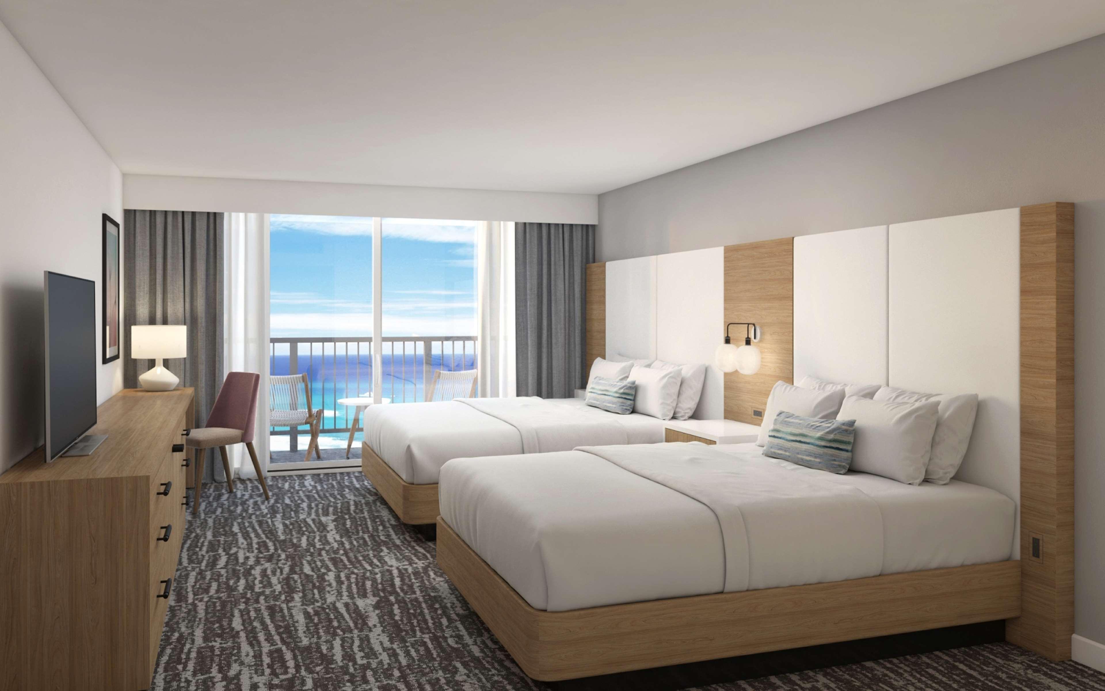 ROOM, KING AND QUEEN BED, OCEAN VIEW, BALCONY