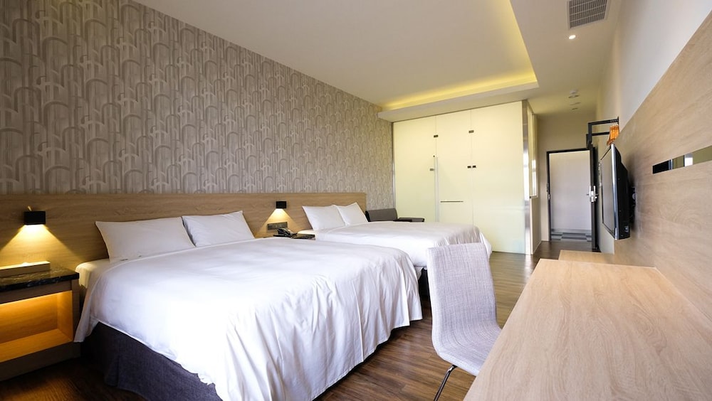 Yu Chun Hotel 16/40