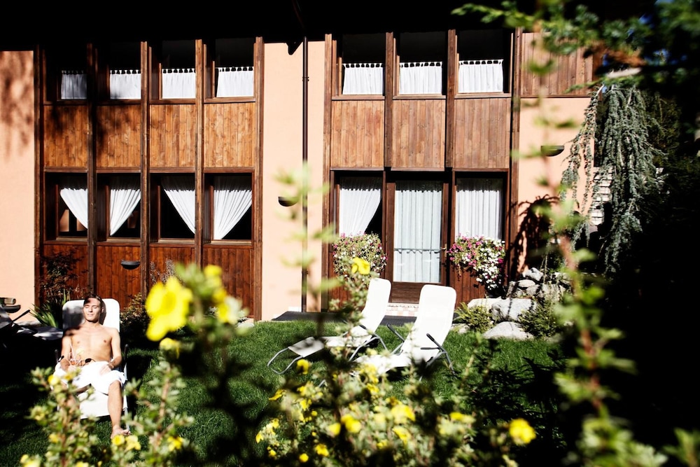 HOTEL CAMINETTO 7/67