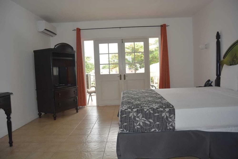 The Grand Port Royal Hotel Ex Morgans Harbour Hotel Marina Port Royal 10/55