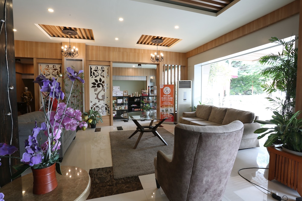 Luminor Hotel Banyuwangi Yos Sudarso 47/70