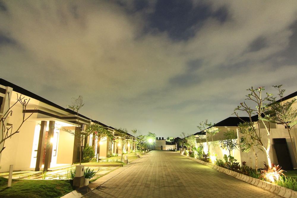 The Baliview Luxury Villas & Resto 11/43