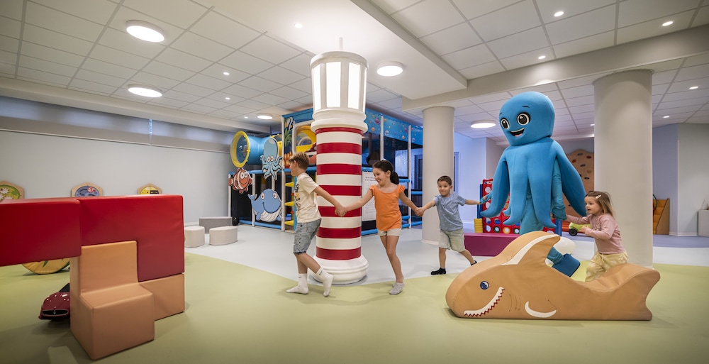 Aminess Vival Maestral Hotel 65/72