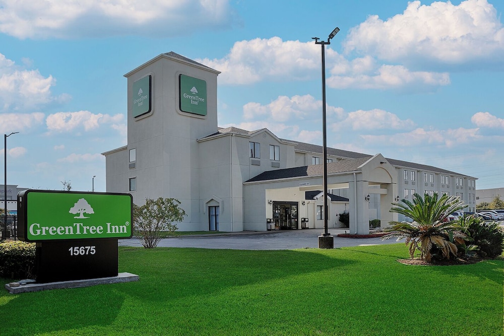 GreenTree Inn Houston IAH Airport 40/48