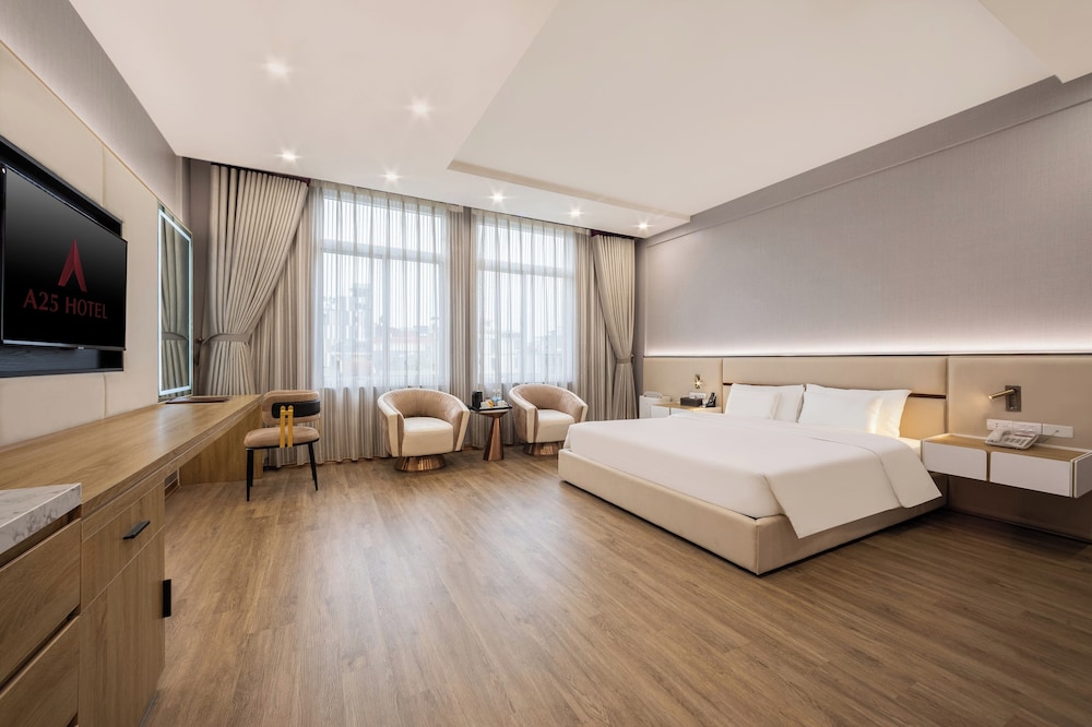 A25 Hotel - 705 Lac Long Quan 40/65