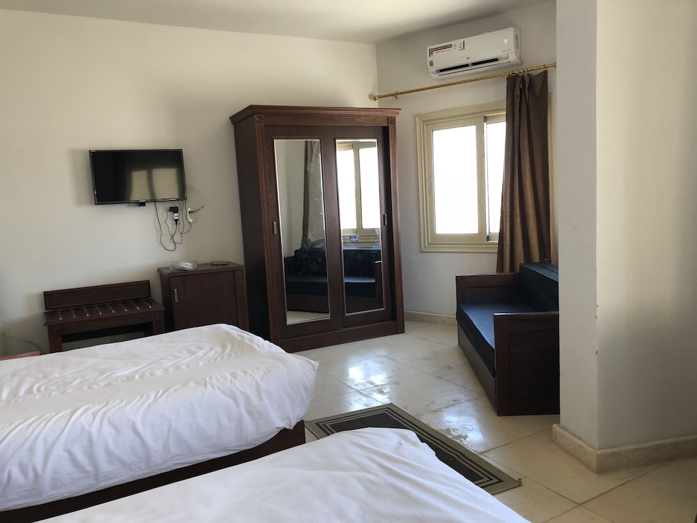Executive, 2 Double Beds, Garden View, Accessible