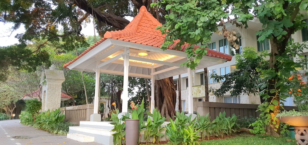 Sheraton Jakarta Soekarno Hatta Airport 4/68
