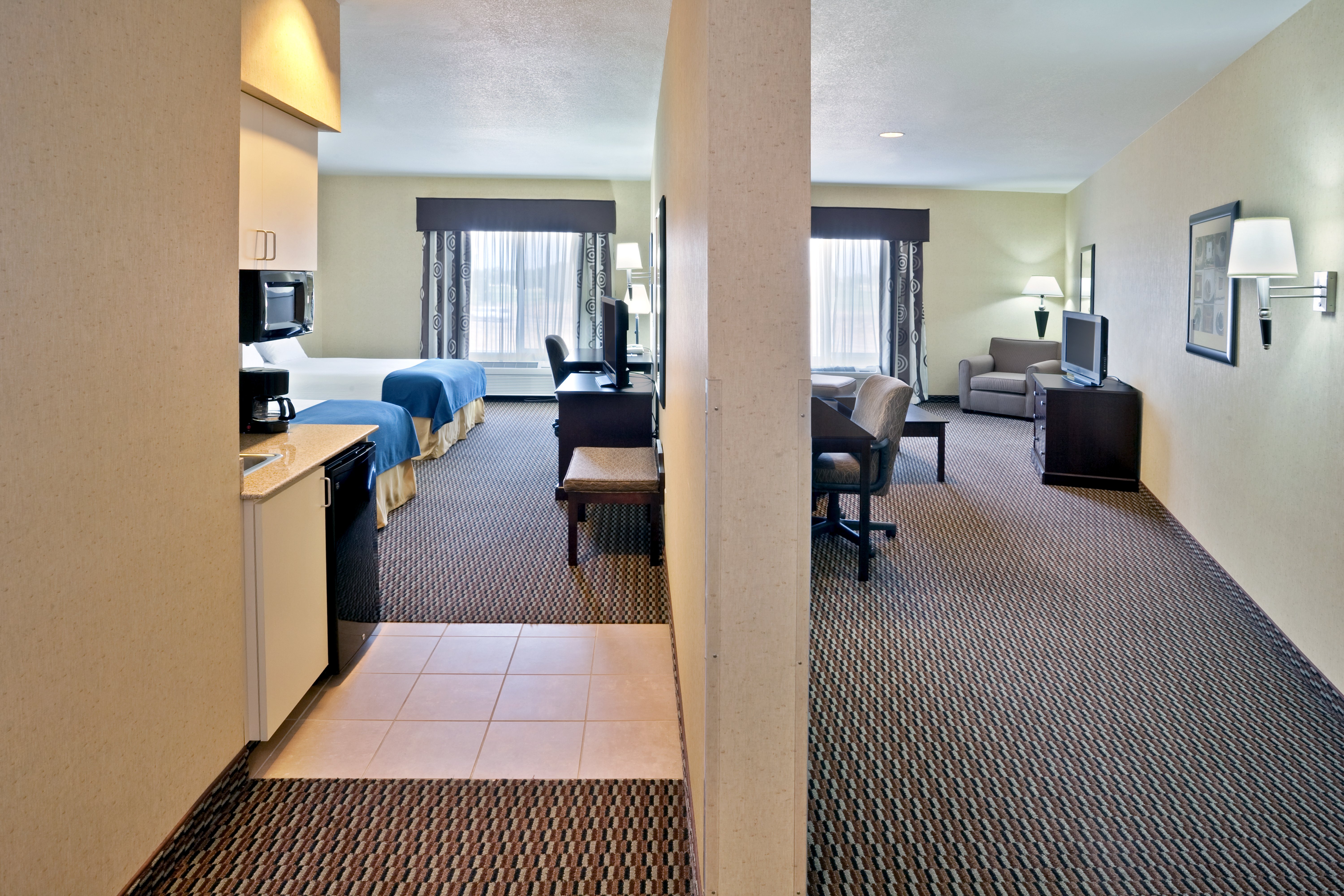 Holiday Inn Express & Suites Nampa - Idaho Center 57/78