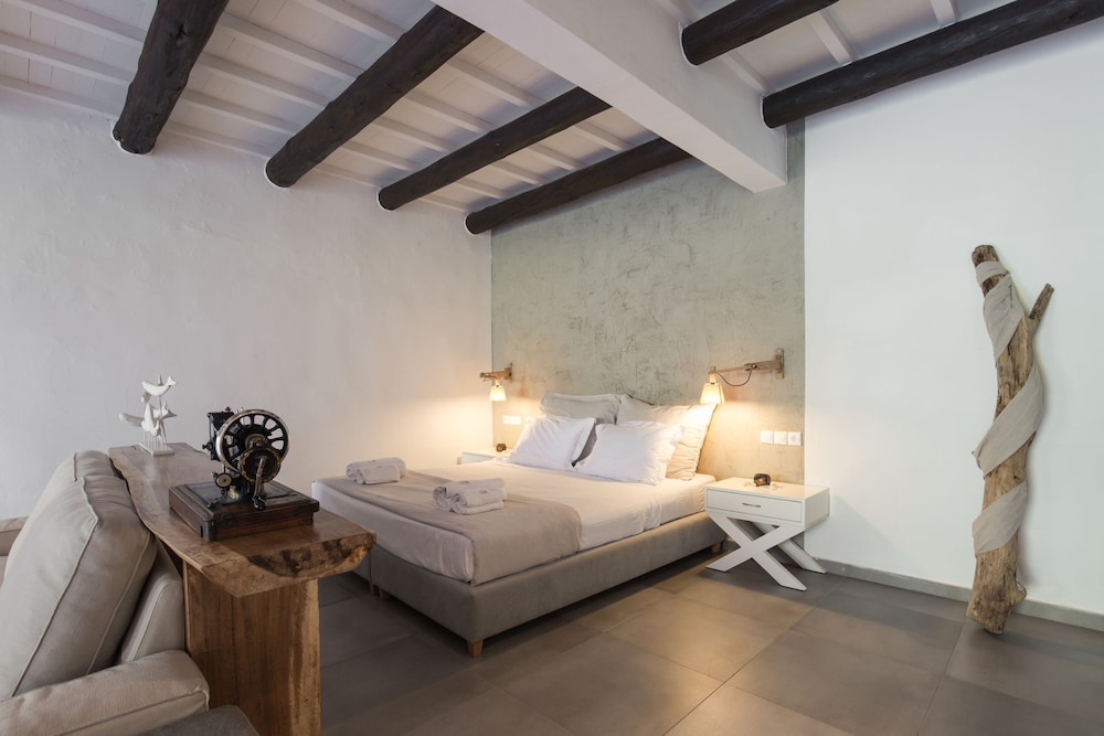 Monastery Estate Guesthouse 10/48