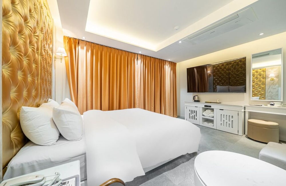 boutique hotel k 14/22