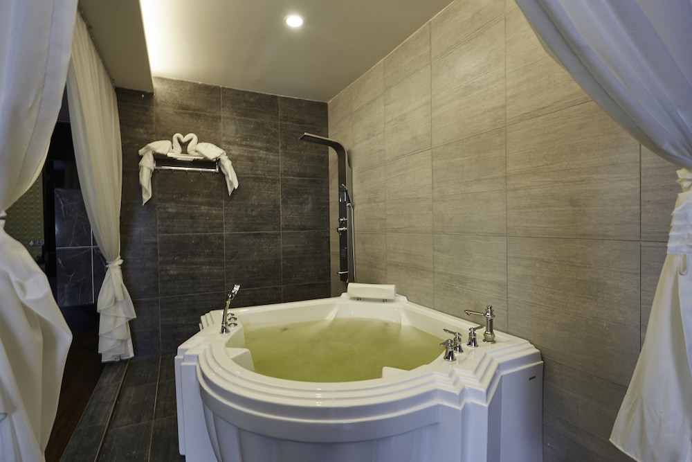 Dream Luxury Hotel 31/50