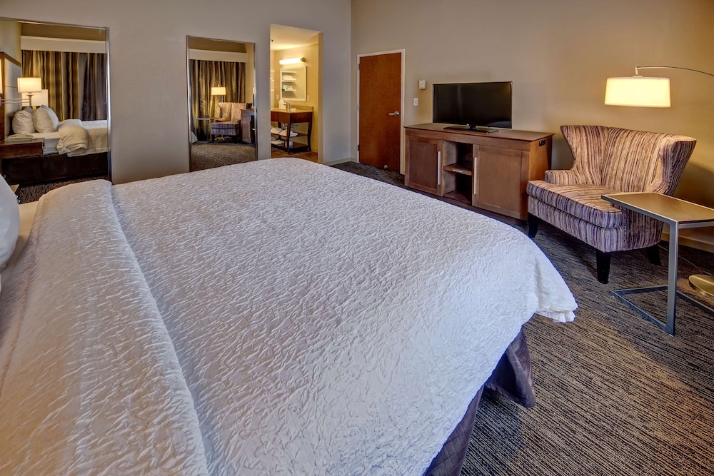 Hampton Inn By Hilton Dunn 28/58