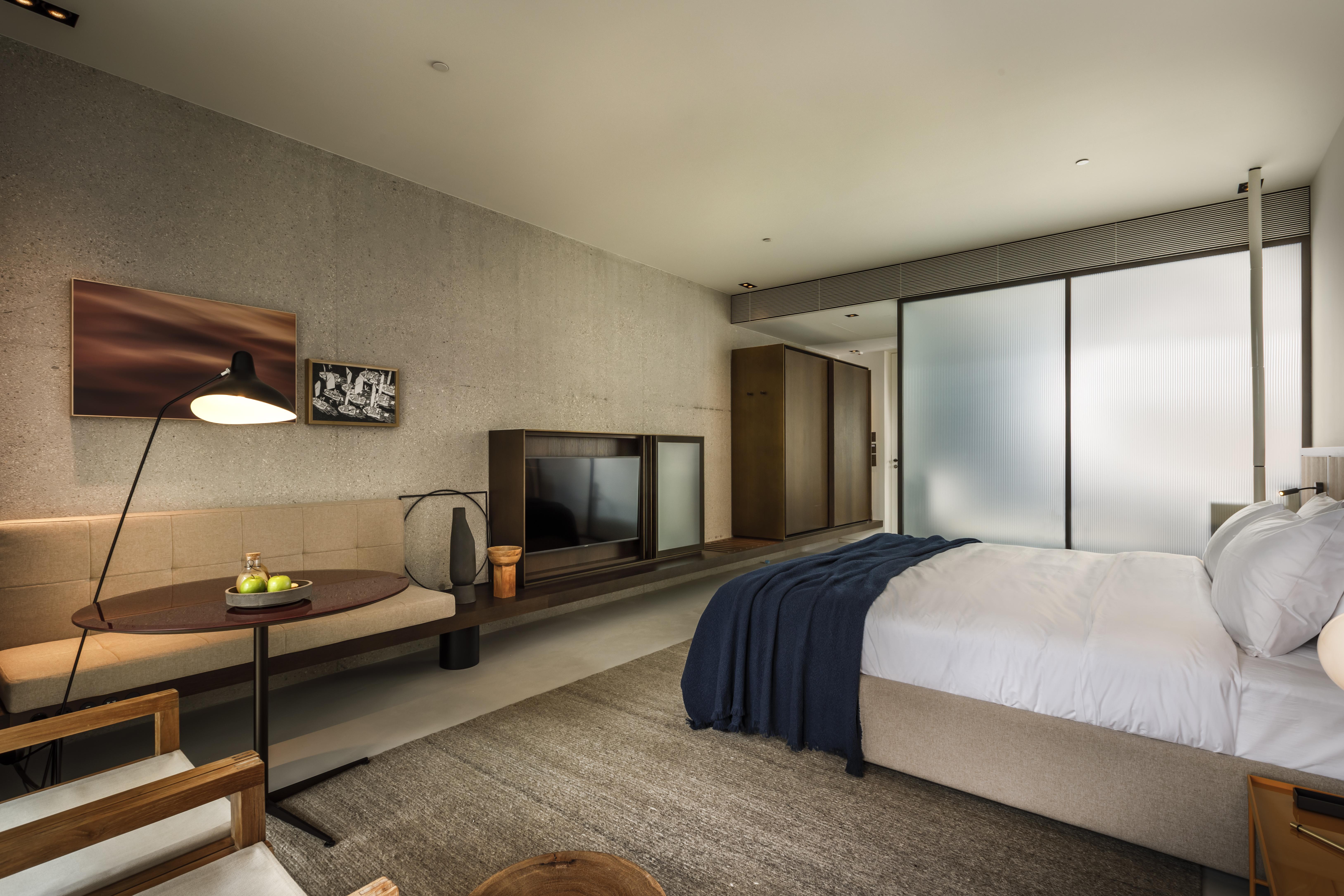 Premium, Park View, Balcony