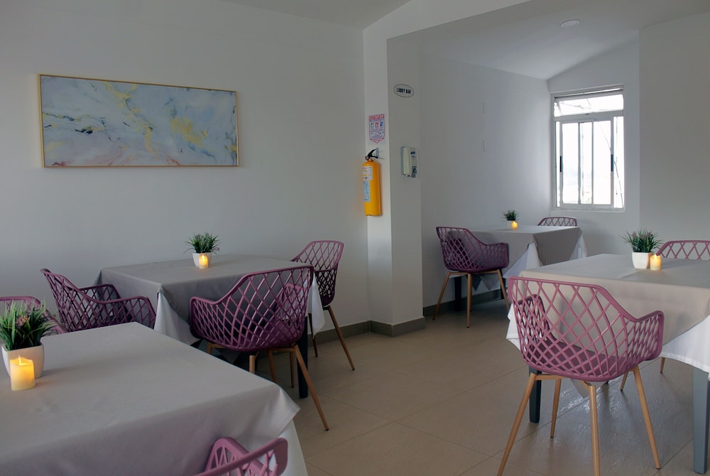 Suite Comfort Hotel 24/65