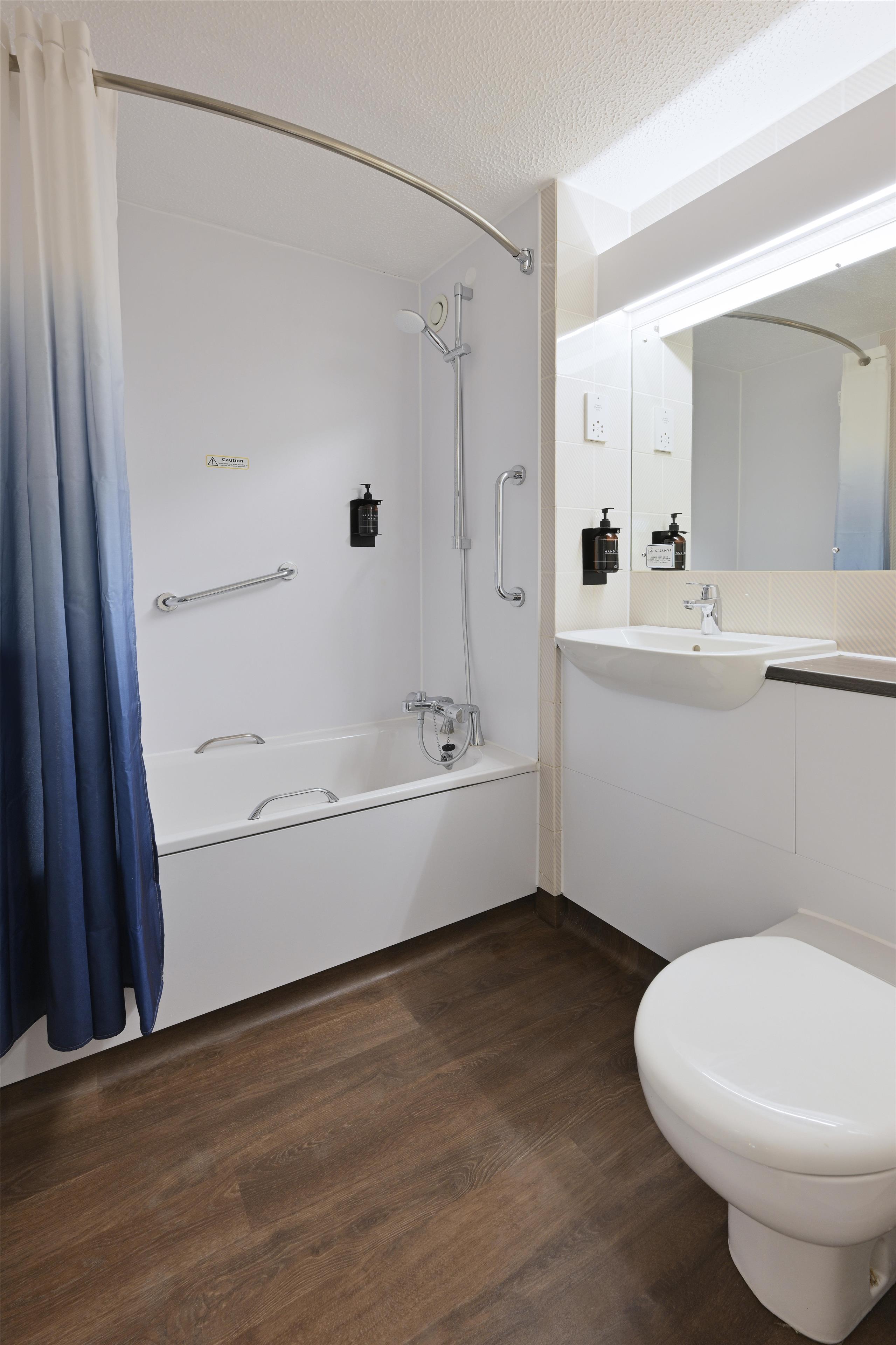 Travelodge Lincoln Thorpe On The Hill 29/30