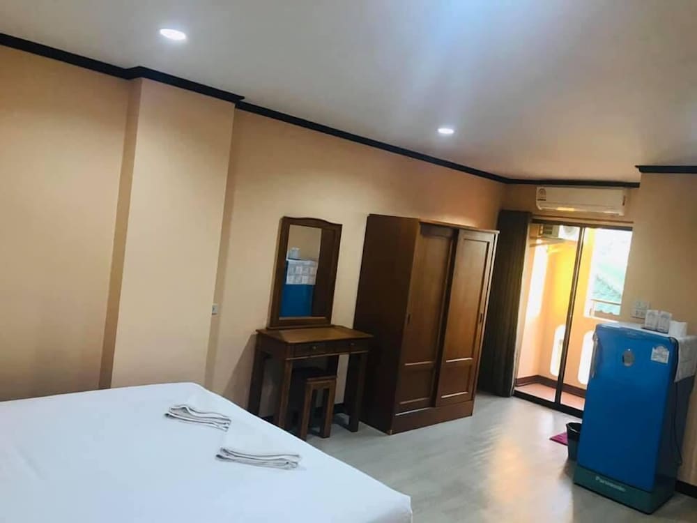 B.P Grand Service Apartment 17/25
