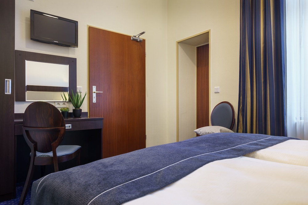 Hotel Continental Hamburg 12/33